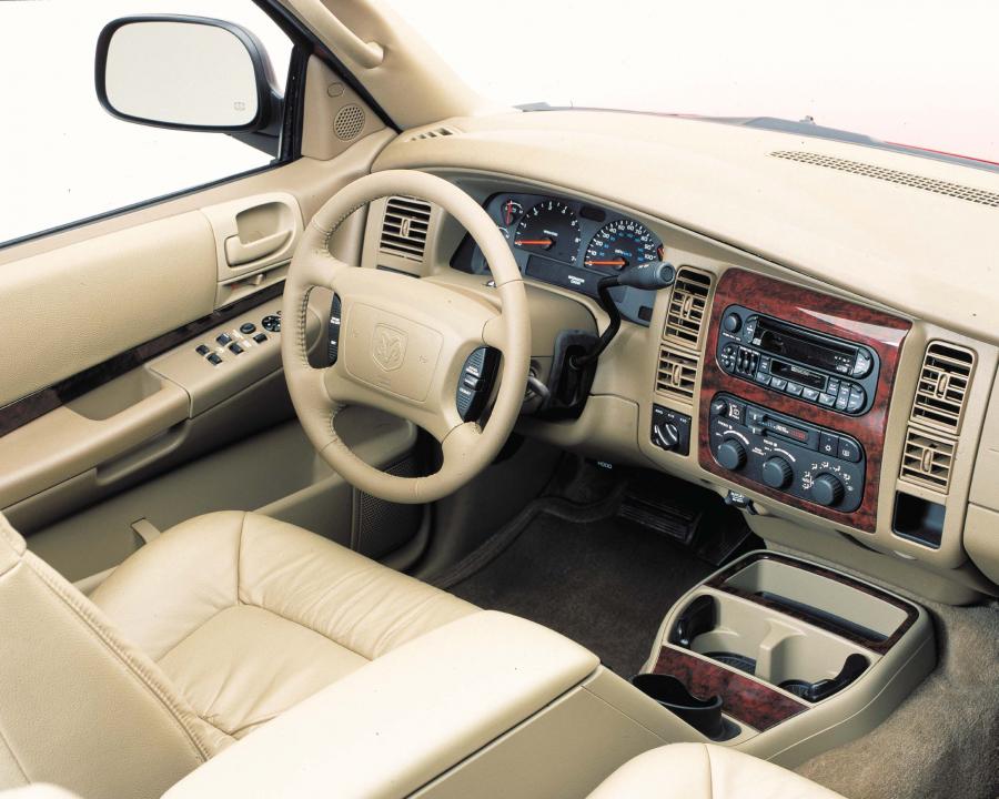  Dodge Durango 1998 года  (фото 2 из 37)